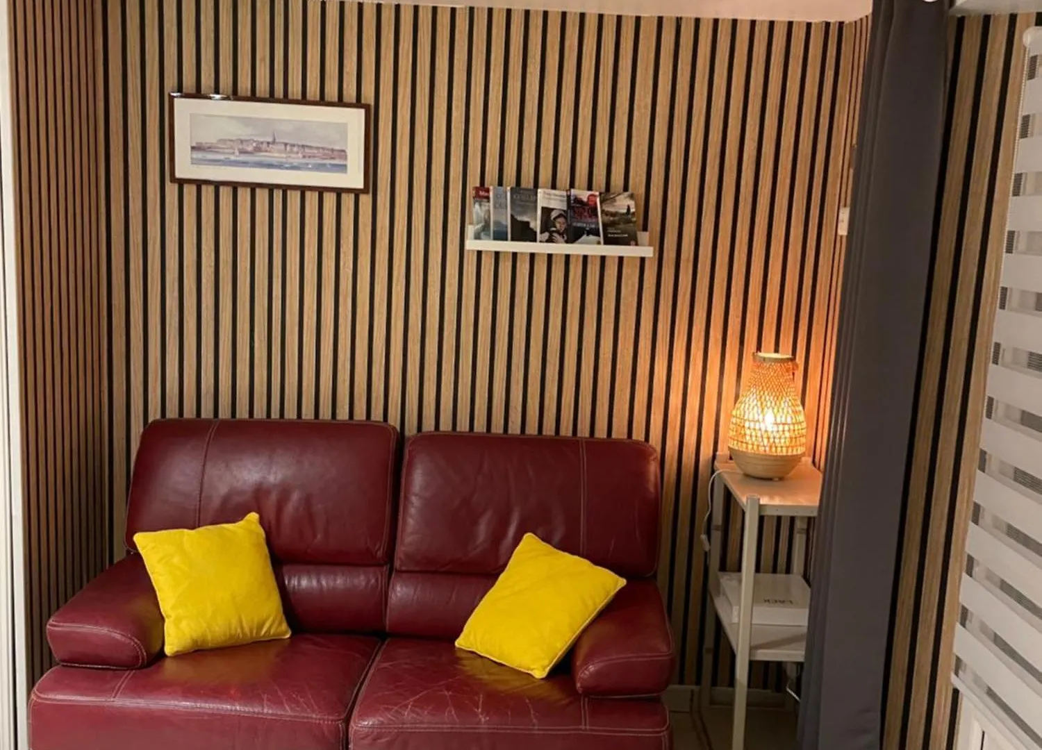 Studio 3 Mn De La Plage Terrasse Velos Proche De La Ville Fortifiee Saint-Malo Bed & Breakfast