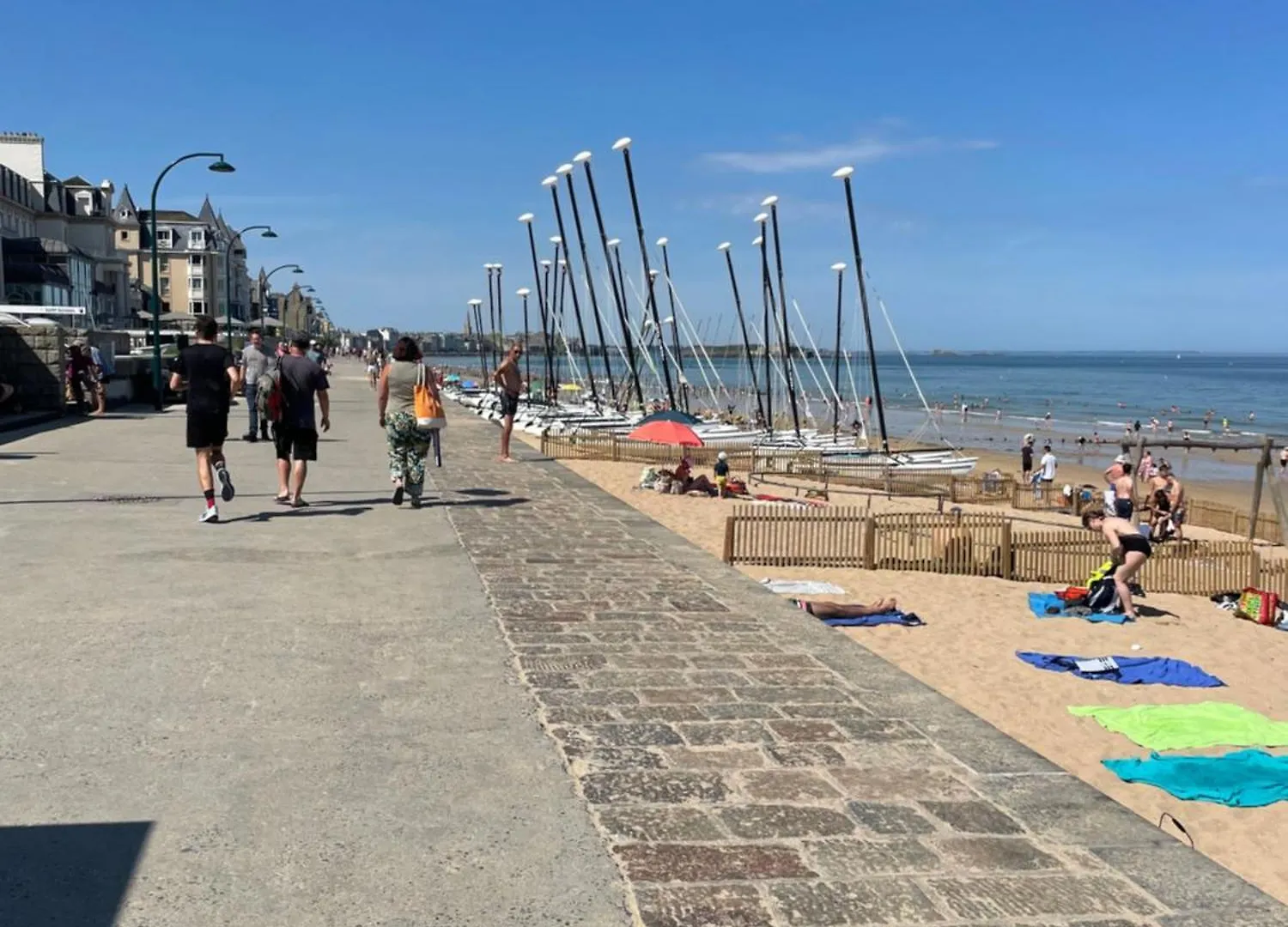 Studio 3 Mn De La Plage Terrasse Velos Proche De La Ville Fortifiee Saint-Malo Oda ve Kahvaltı